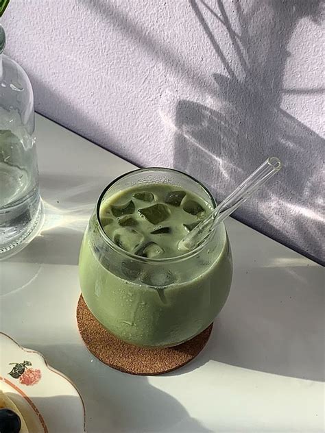 The Rise of Matcha in UK Cafés. What It Means for the Coffee Industry